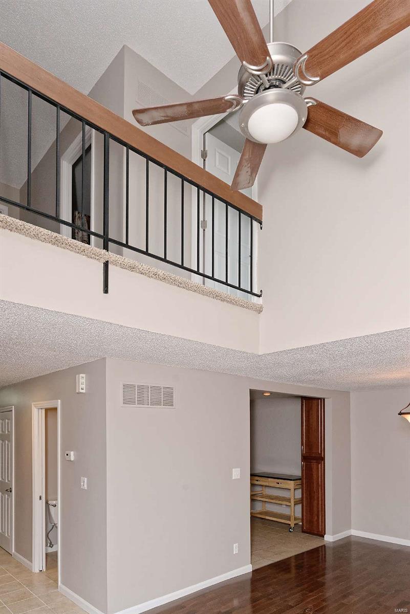 1009 Pocono Trail Ballwin, MO 63021 - Photo 2 of 31 Gallery Image 2