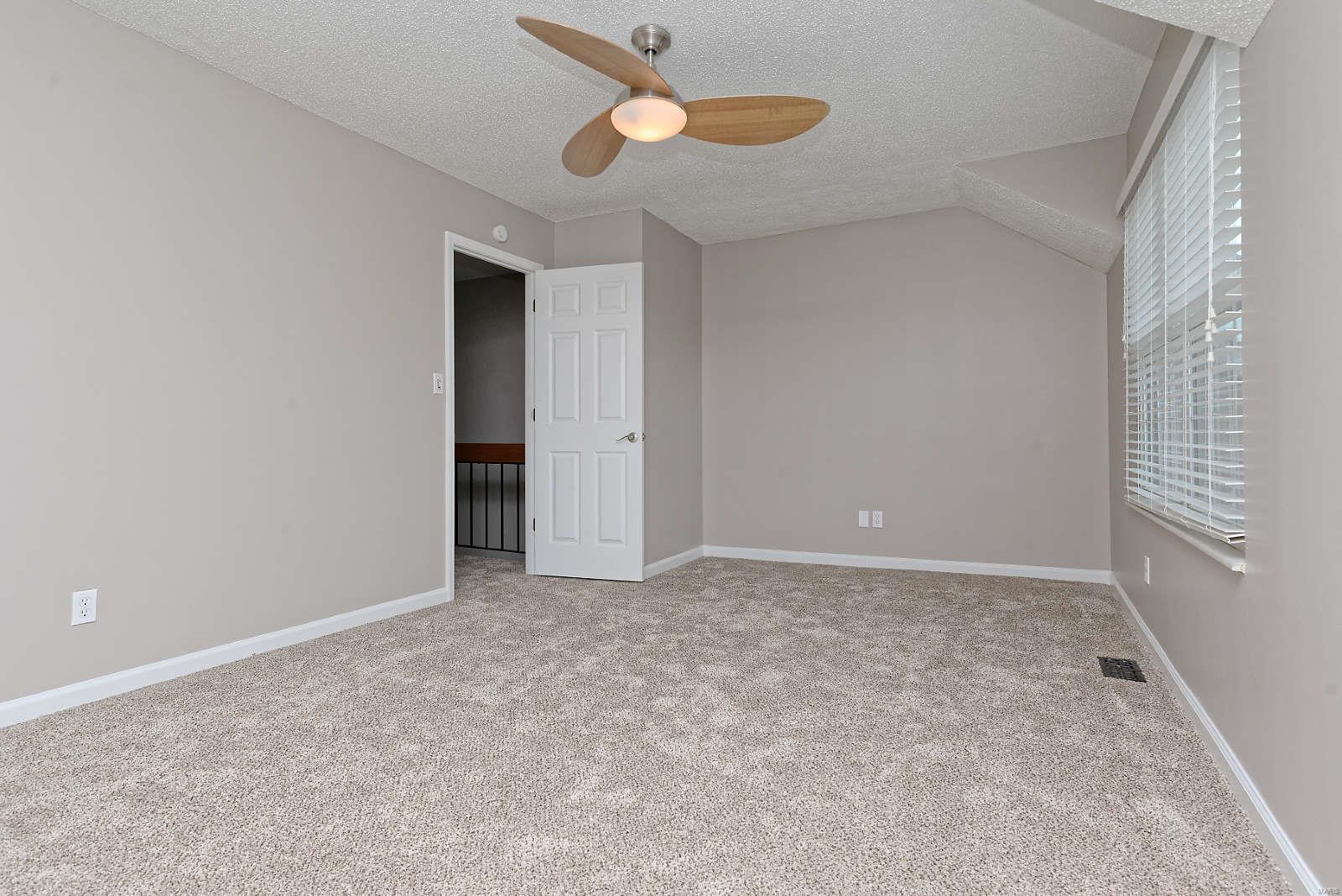 1009 Pocono Trail Ballwin, MO 63021 - Photo 20 of 31 Gallery Image 20