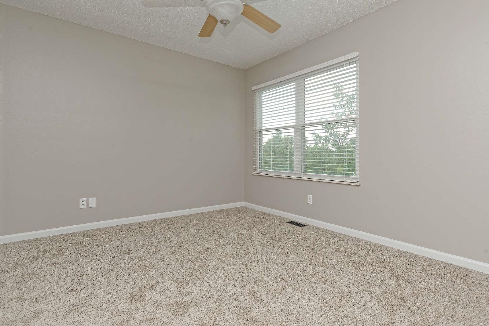 1009 Pocono Trail Ballwin, MO 63021 - Photo 21 of 31 Gallery Image 21