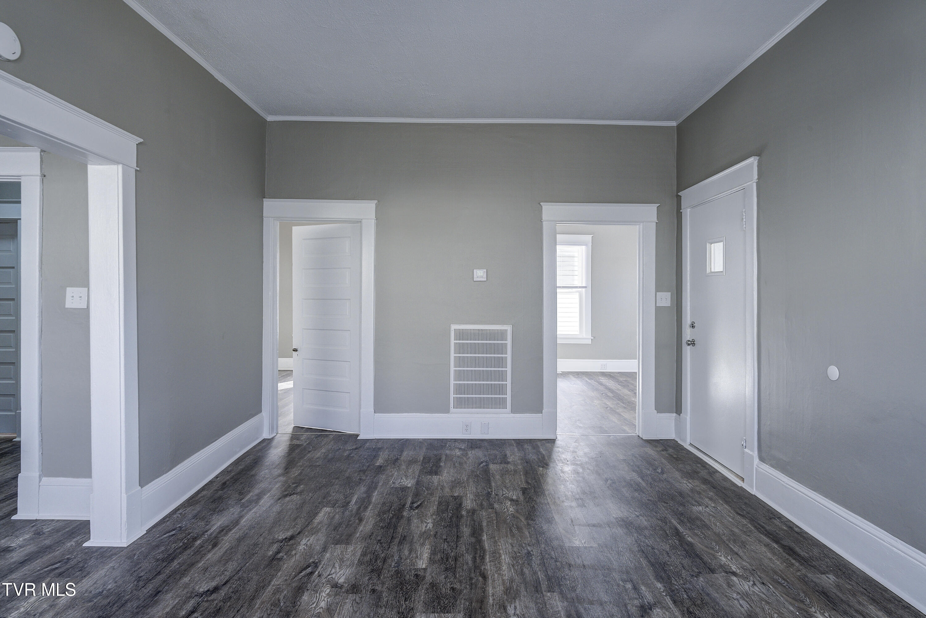 231 3rd Street Erwin, TN 37650 - Photo 4 of 23 3rdSt--3