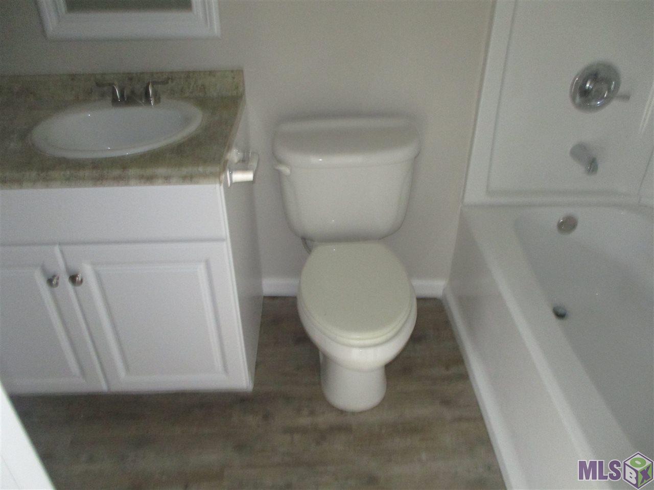 4555 Charles Street Baton Rouge, LA 70805 - Photo 8 of 11 Gallery Image 8