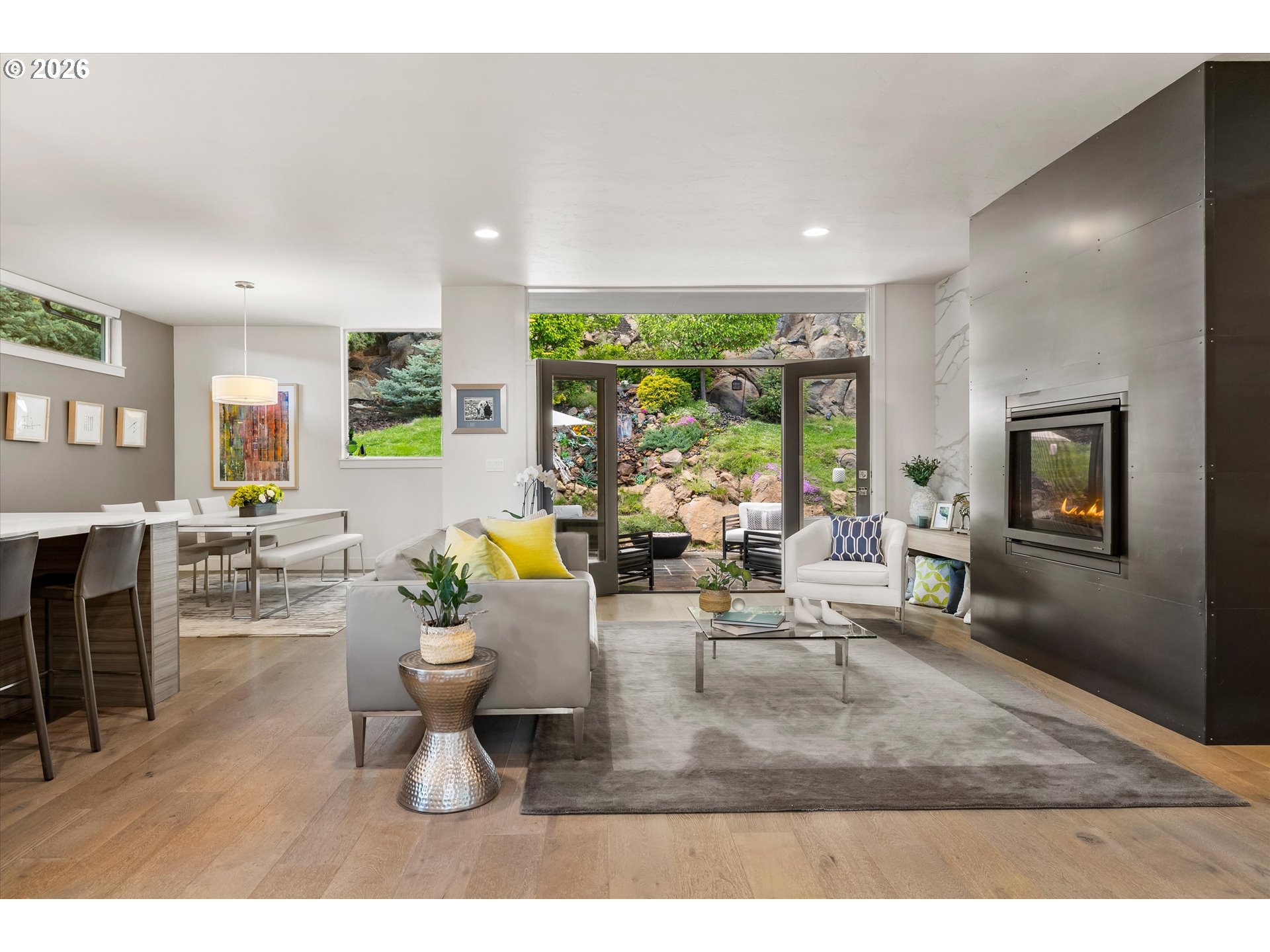 19504 Southwest Century Drive Bend, OR 97702 - Photo 13 of 48