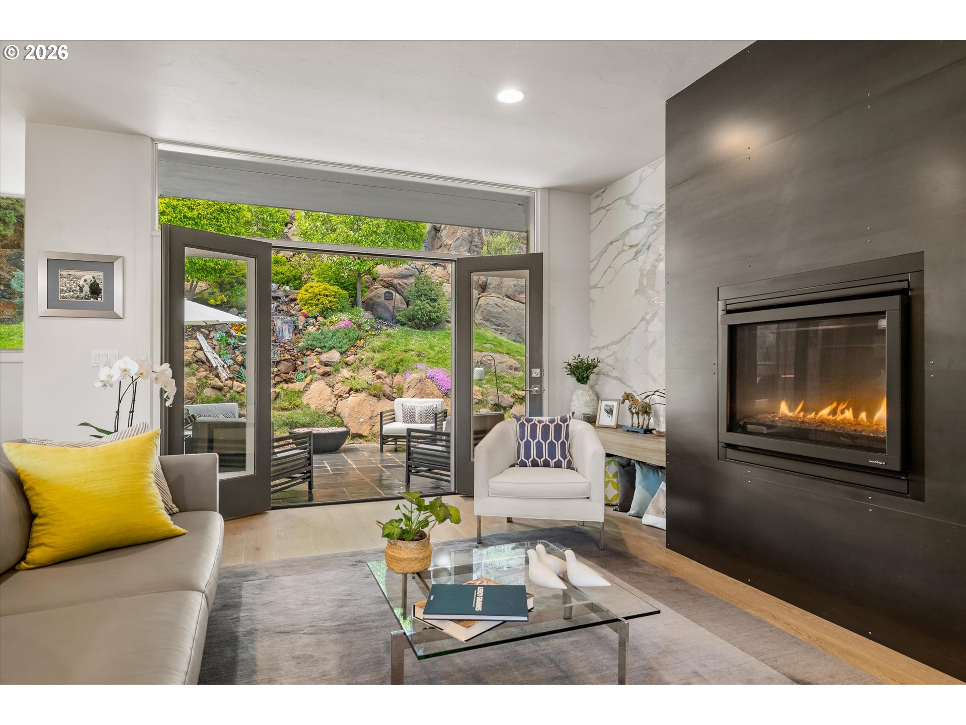 19504 Southwest Century Drive Bend, OR 97702 - Photo 14 of 48