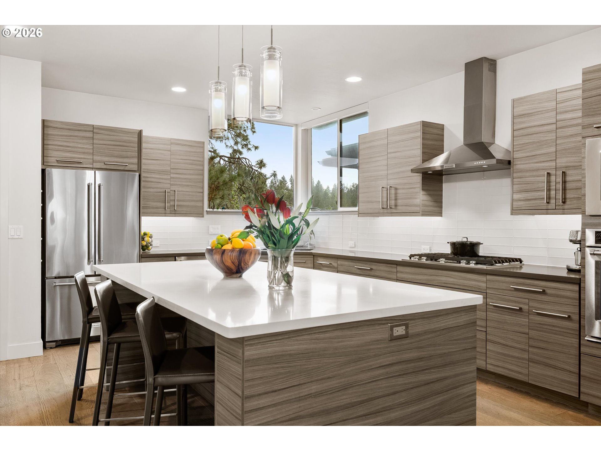 19504 Southwest Century Drive Bend, OR 97702 - Photo 21 of 48