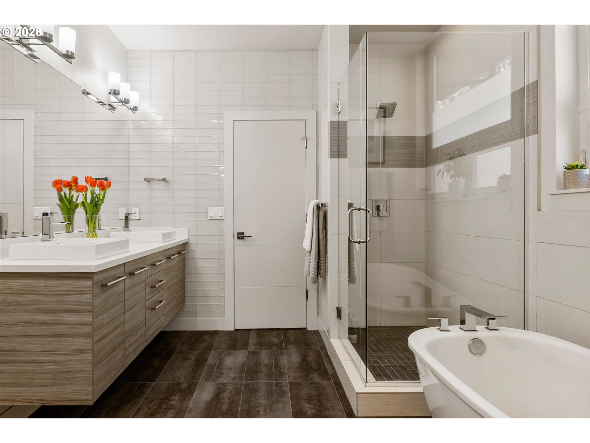 19504 Southwest Century Drive Bend, OR 97702 - Photo 28 of 48