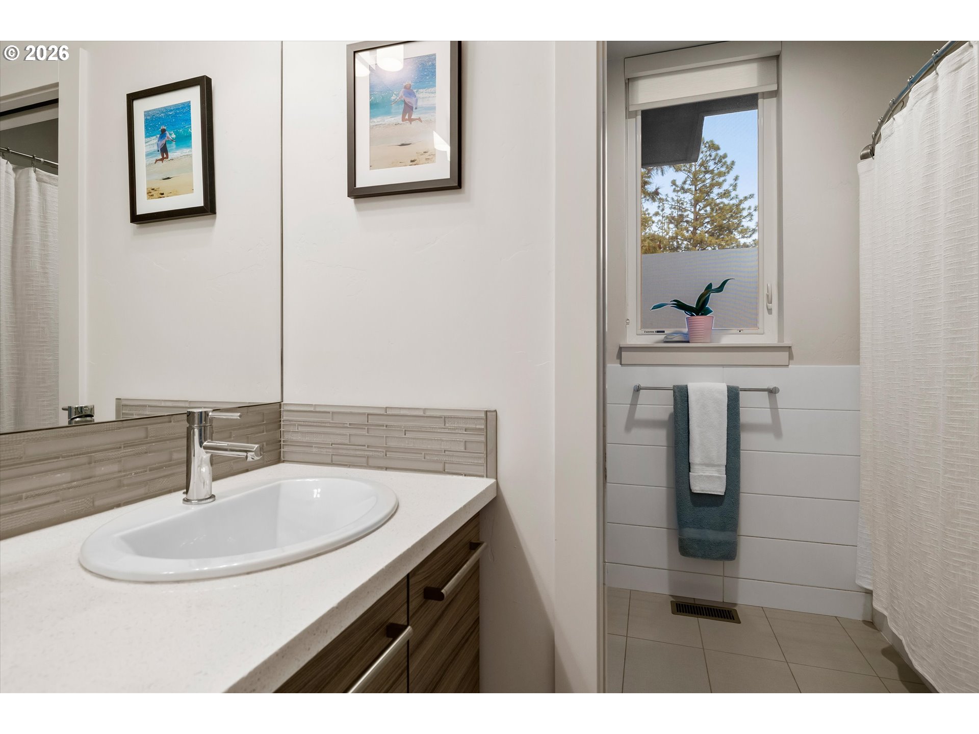 19504 Southwest Century Drive Bend, OR 97702 - Photo 40 of 48