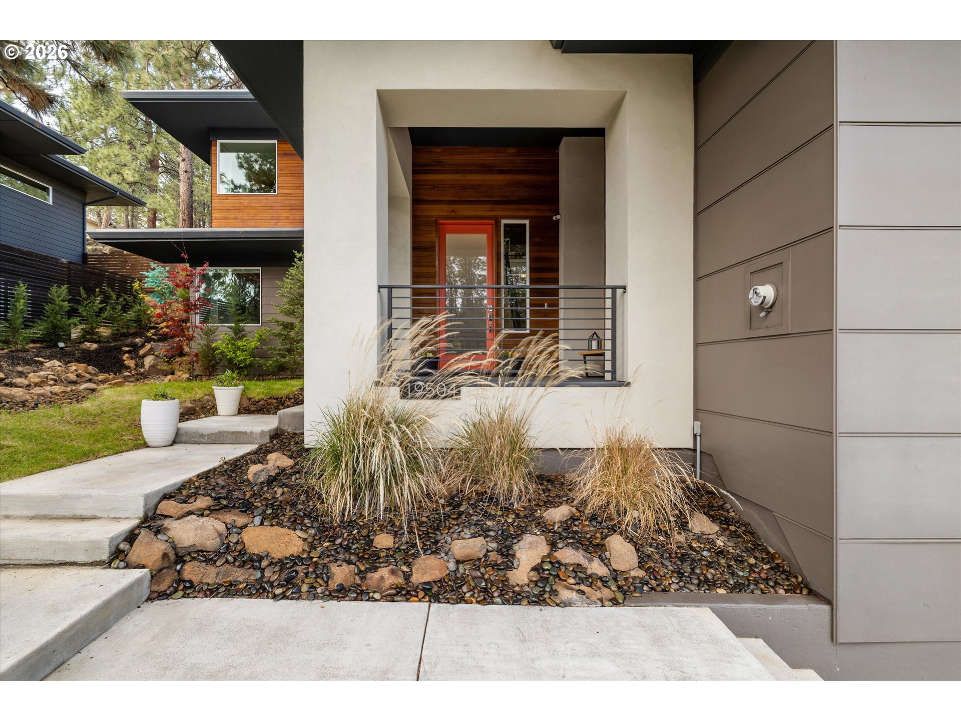 19504 Southwest Century Drive Bend, OR 97702 - Photo 4 of 48