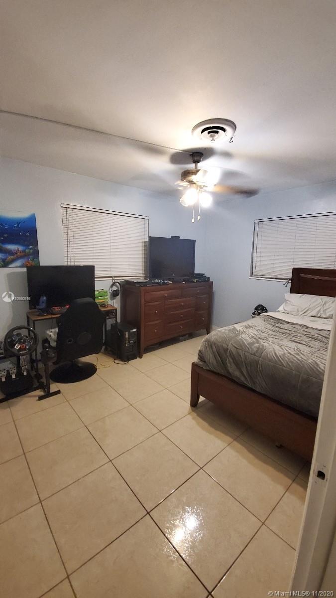 1616 North Park Road Hollywood, FL 33021 - Photo 12 of 18
