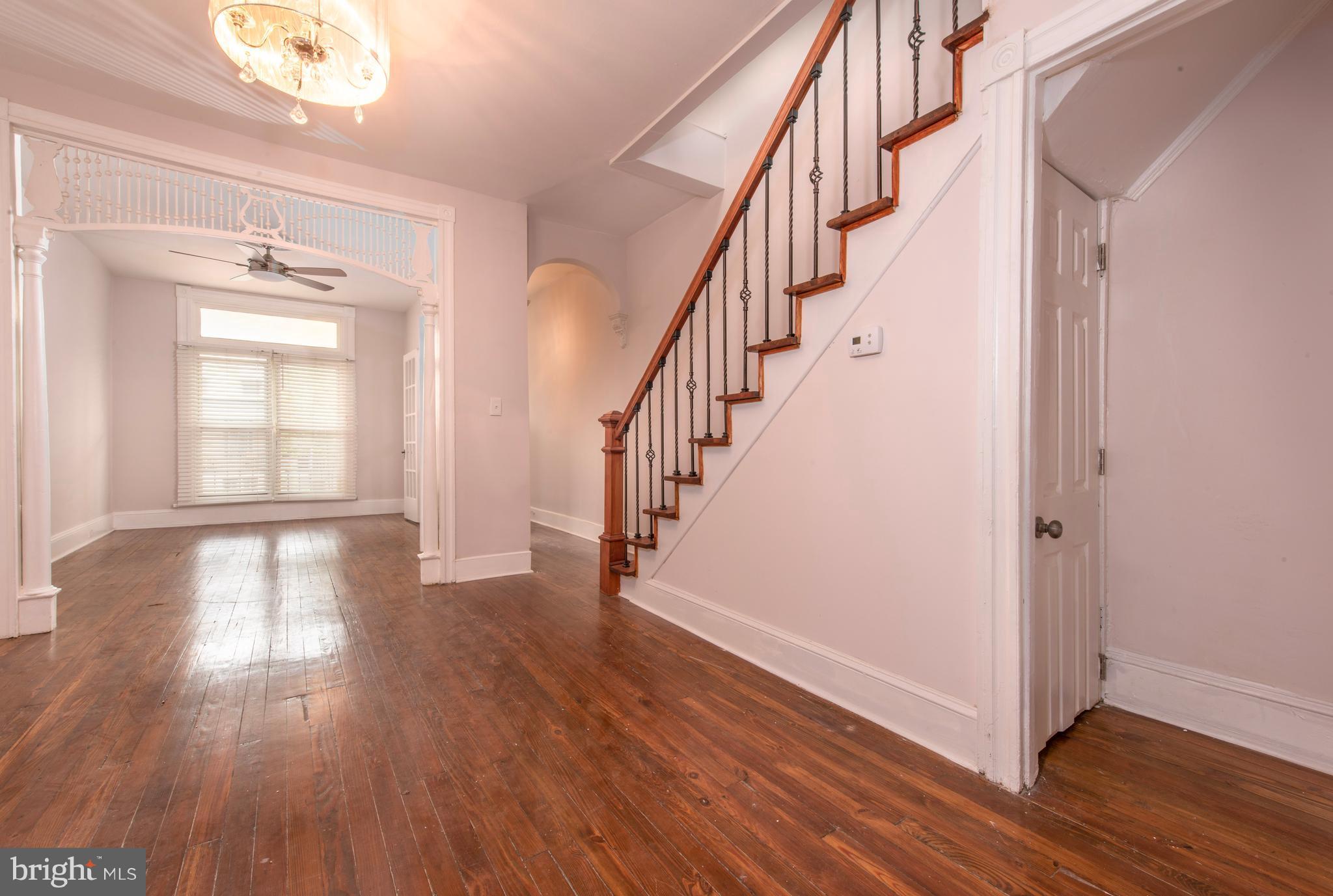 4303 Falls Road Baltimore, MD 21211 - Photo 5 of 21 Dining Room