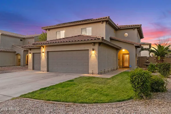 $599,998 | 15938 West Port Royale Lane, Surprise, AZ 85379