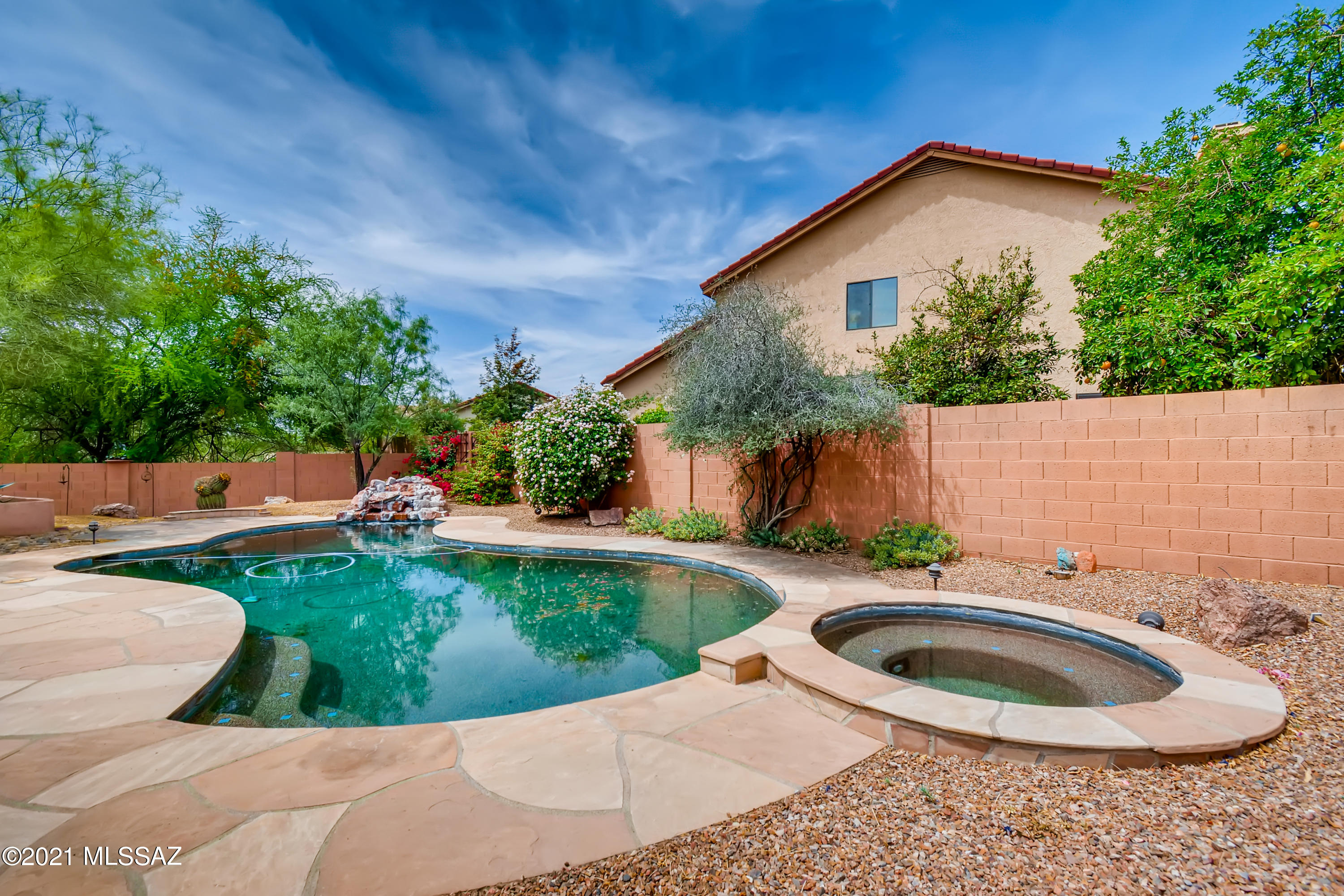 11450 Silver Pheasant Loop Oro Valley, AZ 85737 - Photo 30 of 32