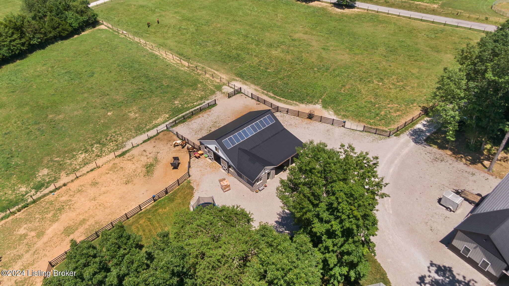 251 Roseburg Road Cub Run, KY 42729 - Photo 106 of 127 112-web-or-mls-DJI_0856