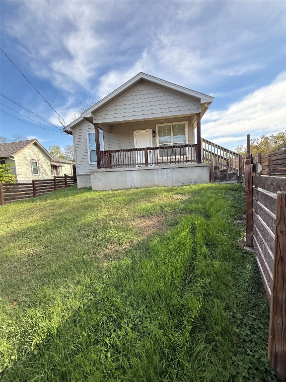 1313 Delano Street Austin, TX 78721 - Photo 1 of 32 View of front facade with covered porch