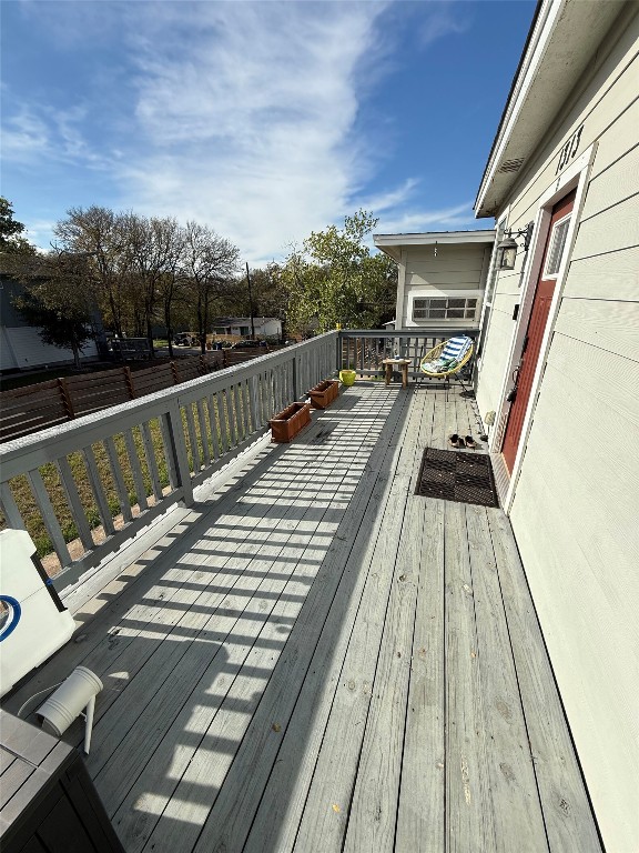 1313 Delano Street Austin, TX 78721 - Photo 23 of 32 View of wooden terrace