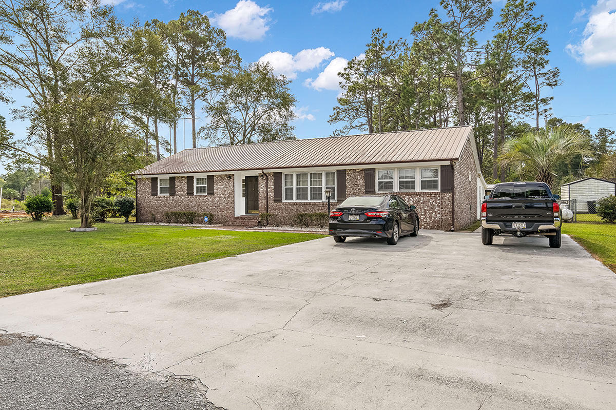 213 Otis Road Walterboro, SC 29488 - Photo 3 of 23 3