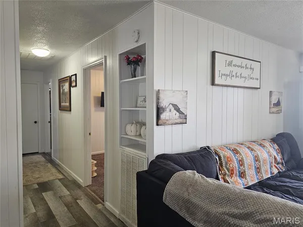 $208,000 | 2112 County Highway, Gideon, MO 63848