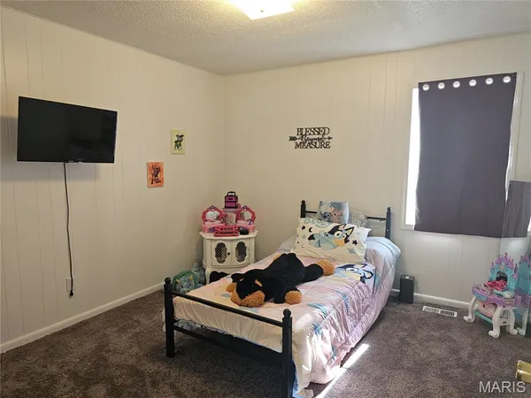 $208,000 | 2112 County Highway, Gideon, MO 63848