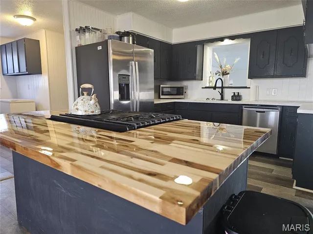 $208,000 | 2112 County Highway, Gideon, MO 63848