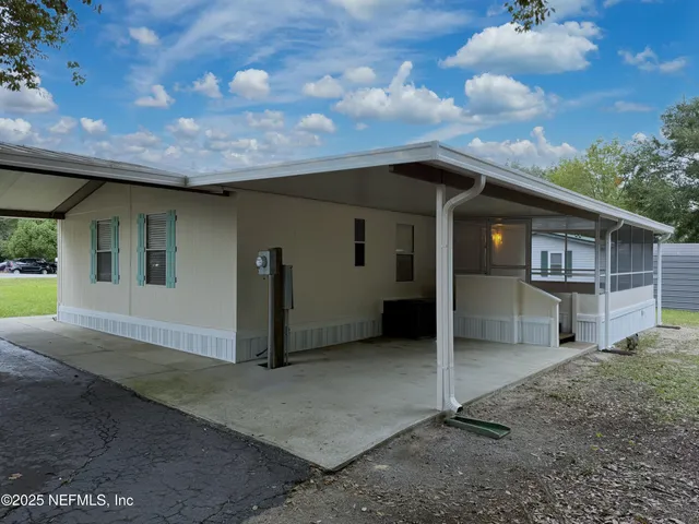 $154,900 | 106 Ridgewood Avenue, Interlachen, FL 32148