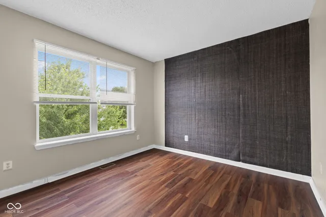 $225,000 | 10427 Apple Creek Drive, Indianapolis, IN 46235