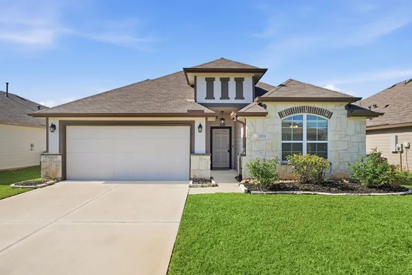 $1,995 | 12533 Morning Hill Pass, Magnolia, TX 77354