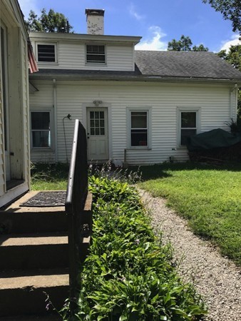 20 George Street Mendon, MA 01756 - Photo 4 of 5 Gallery Image 4