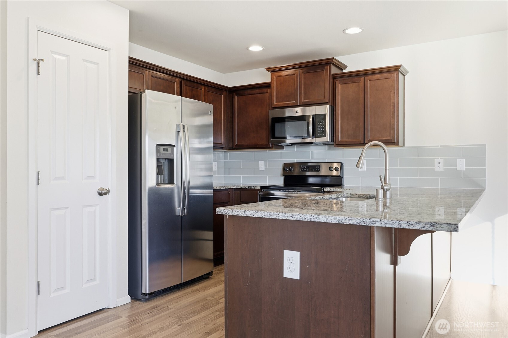 2306 Fiddleback Street Northeast Lacey, WA 98516 - Photo 6 of 39