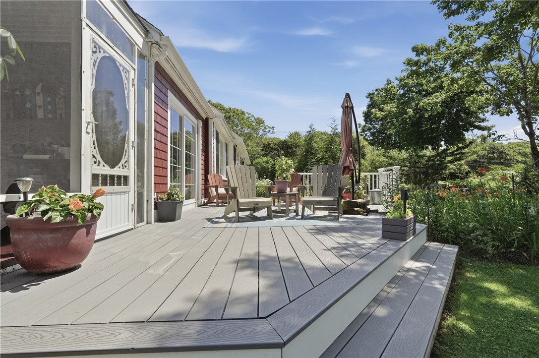 27 Crandall Road Little Compton, RI 02837 - Photo 17 of 18