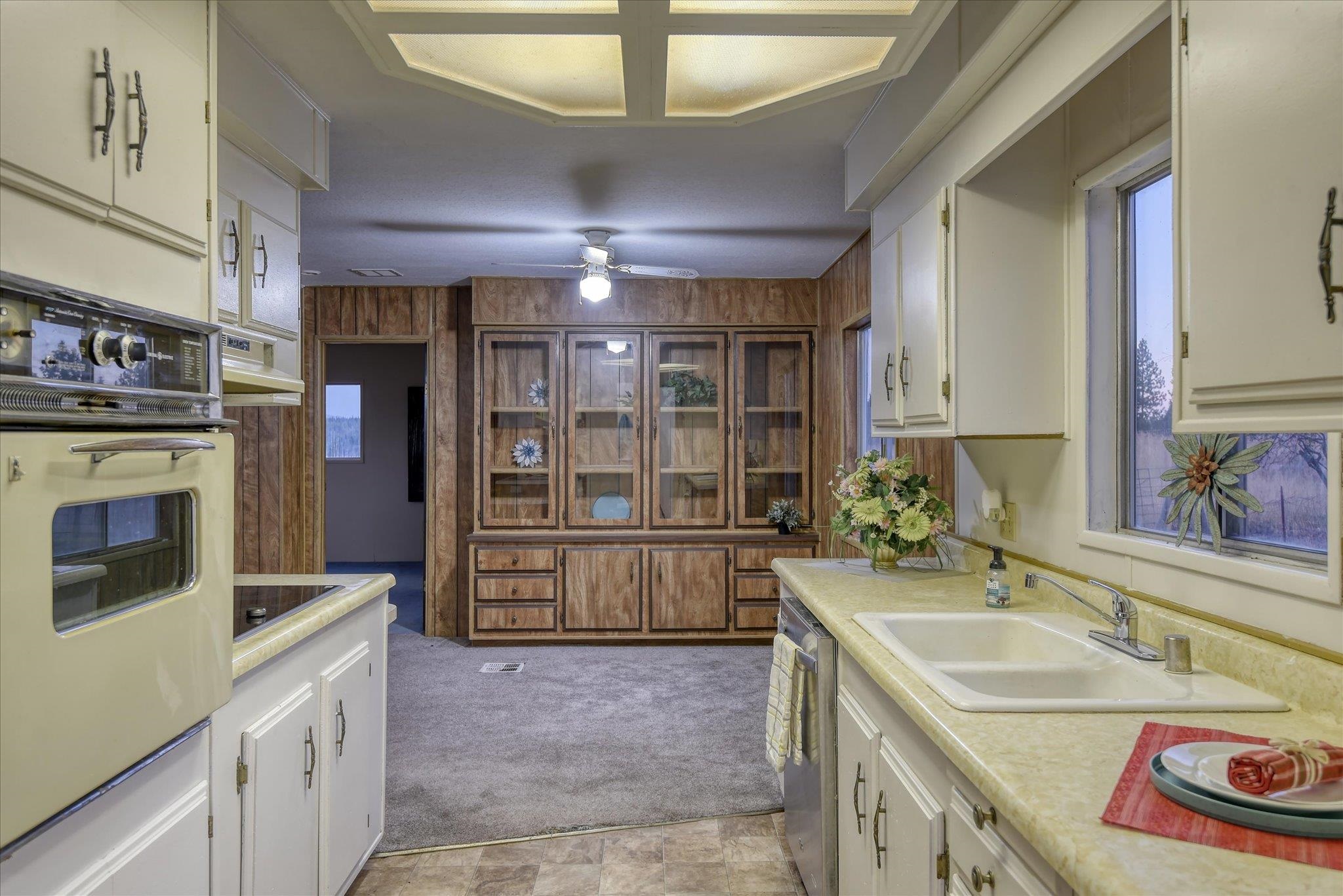29404 North Dunn Road Chattaroy, WA 99003 - Photo 15 of 41 Gallery Image 15