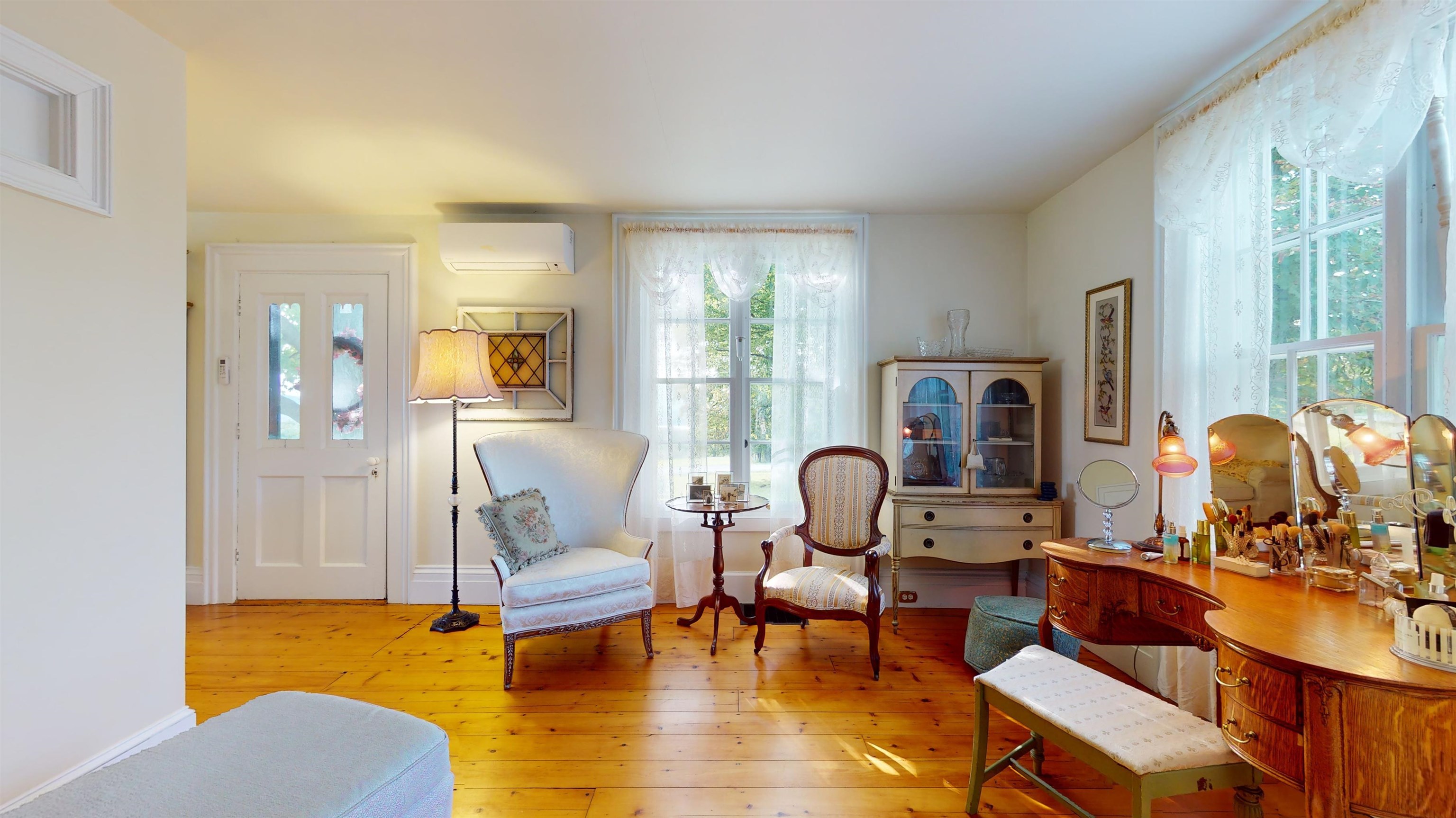 1102 Smith Street Shoreham, VT 05770 - Photo 11 of 37