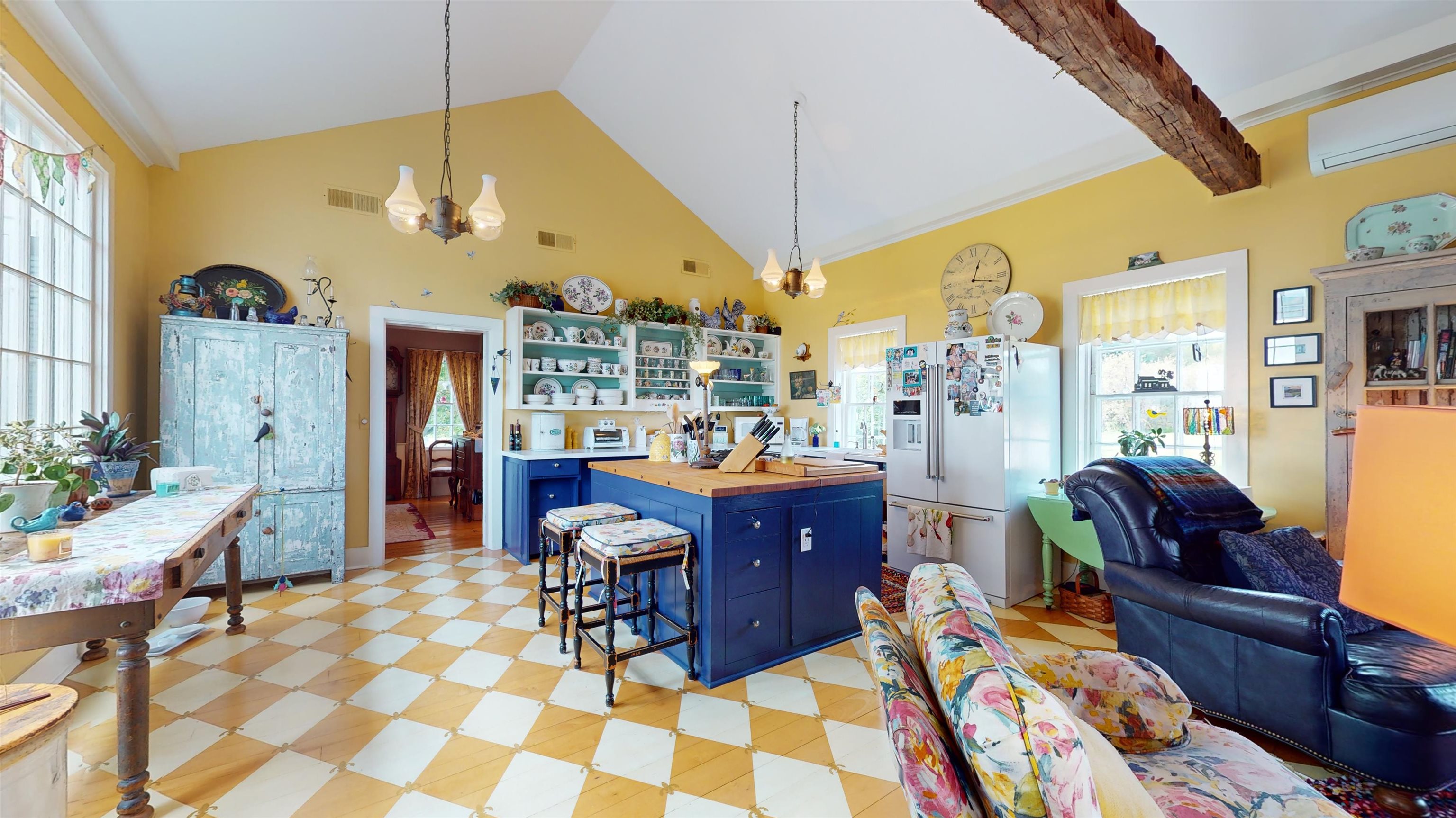 1102 Smith Street Shoreham, VT 05770 - Photo 4 of 37