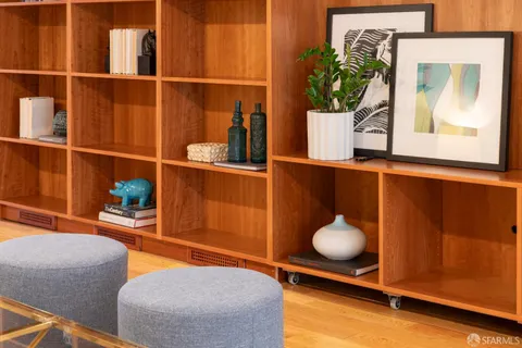$1,895,000 | 371 Oak Street, San Francisco, CA 94102