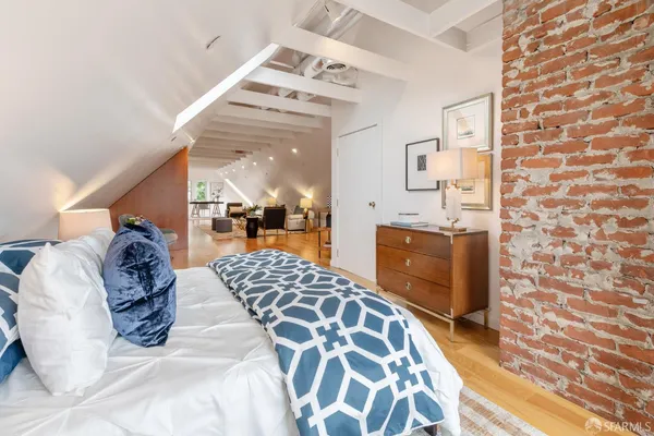 $1,895,000 | 371 Oak Street, San Francisco, CA 94102