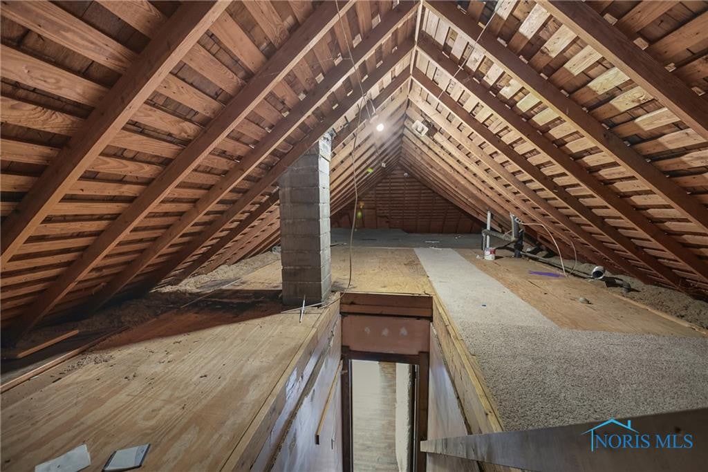 1722 Mansfield Road Toledo, OH 43613 - Photo 17 of 21 Gallery Image 17
