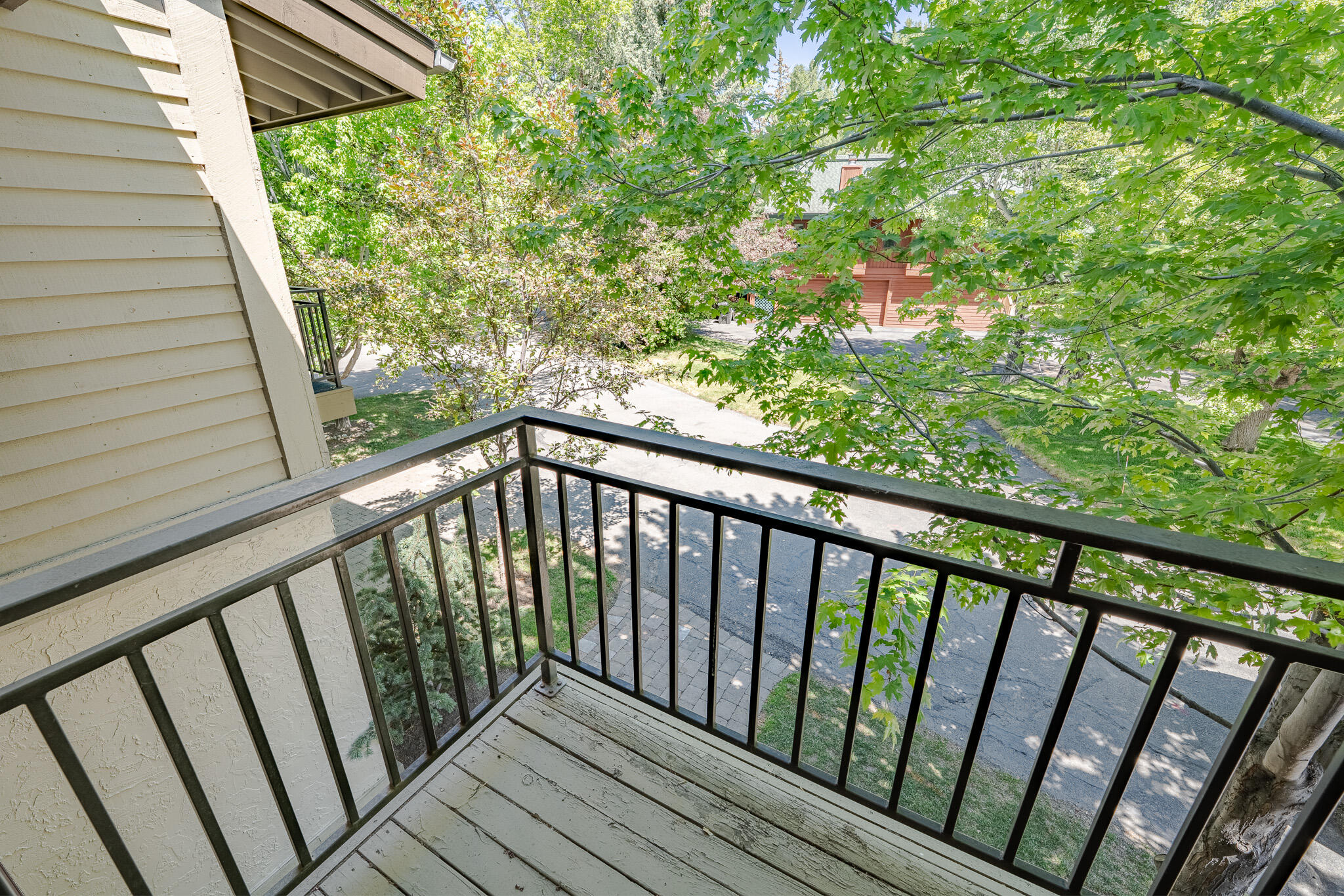 151 4 Seasons Way, Unit 26 Ketchum, ID 83340 - Photo 28 of 30 Balcony off of Kitchen
