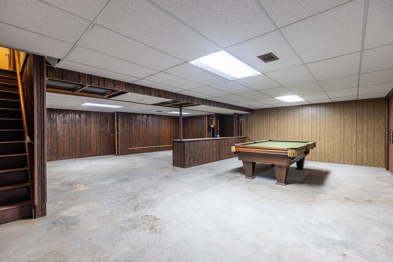 10694 Saddle Path Road Belvidere, IL 61008 - Photo 26 of 49 a room with furniture