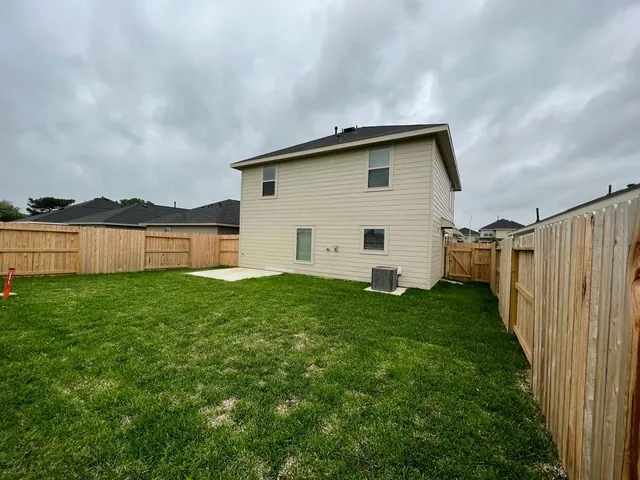 $1,995 | 18922 Western Fls Court, Hockley, TX 77447