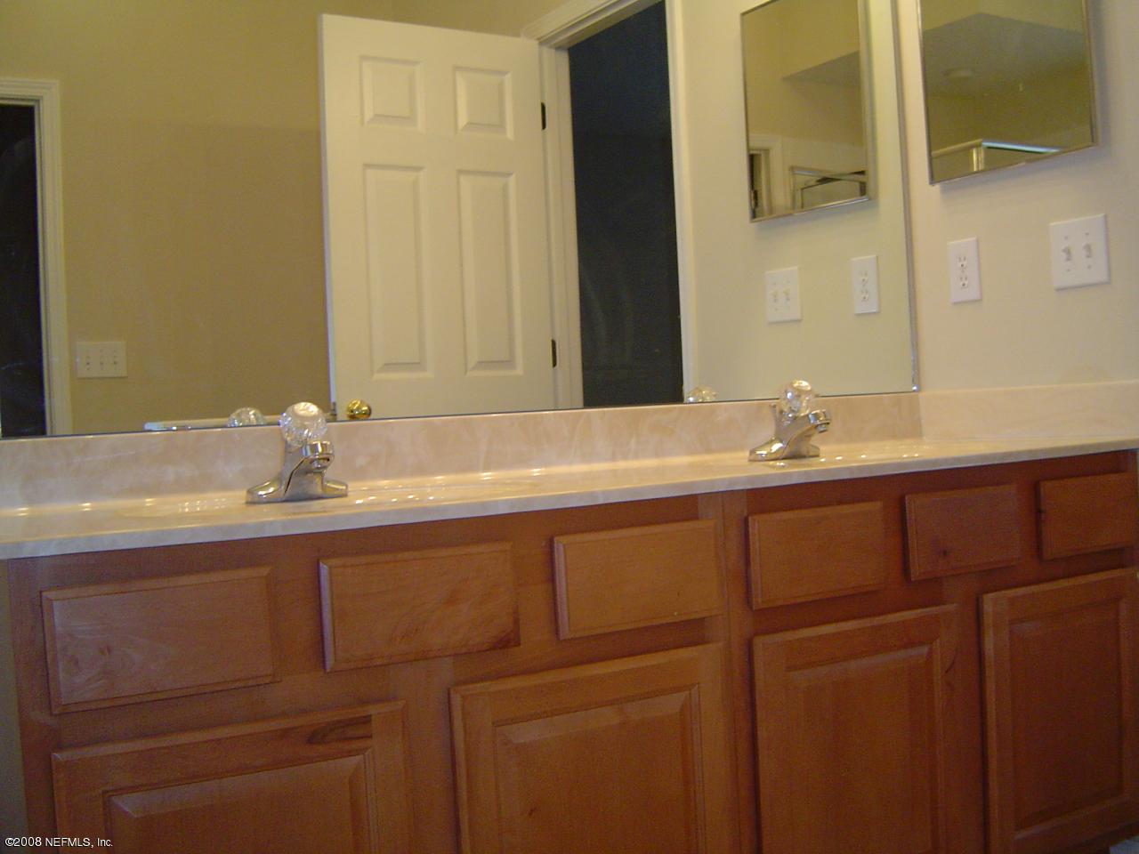 1605 Mapmakers Way St. Augustine, FL 32092 - Photo 8 of 13 HALL BATH