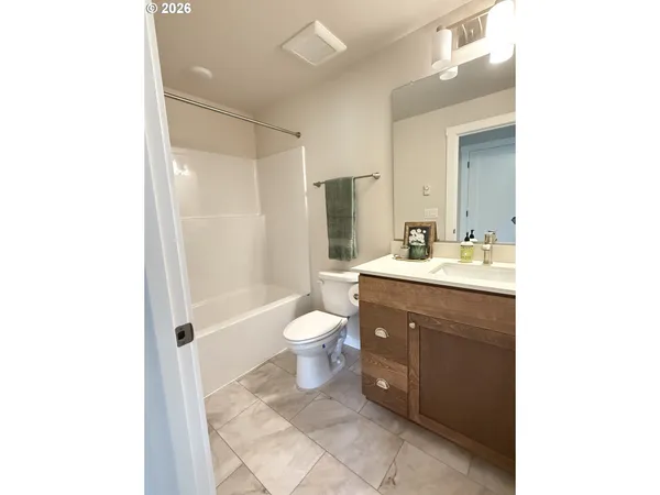 $395,000 | 37101 Dubarko Road, Unit A3, Sandy, OR 97055