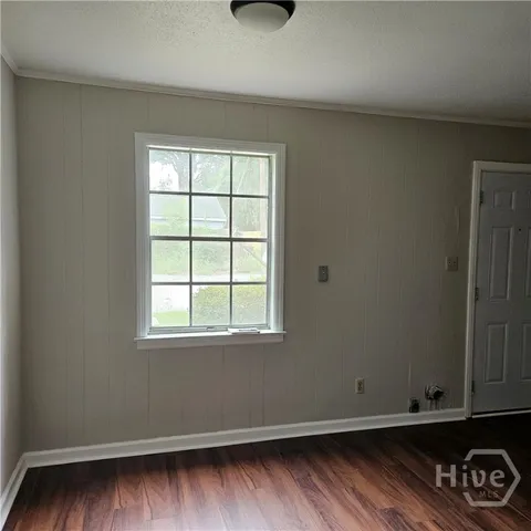 $1,300 | 4407 Caroline Drive, Unit B, Savannah, GA 31404