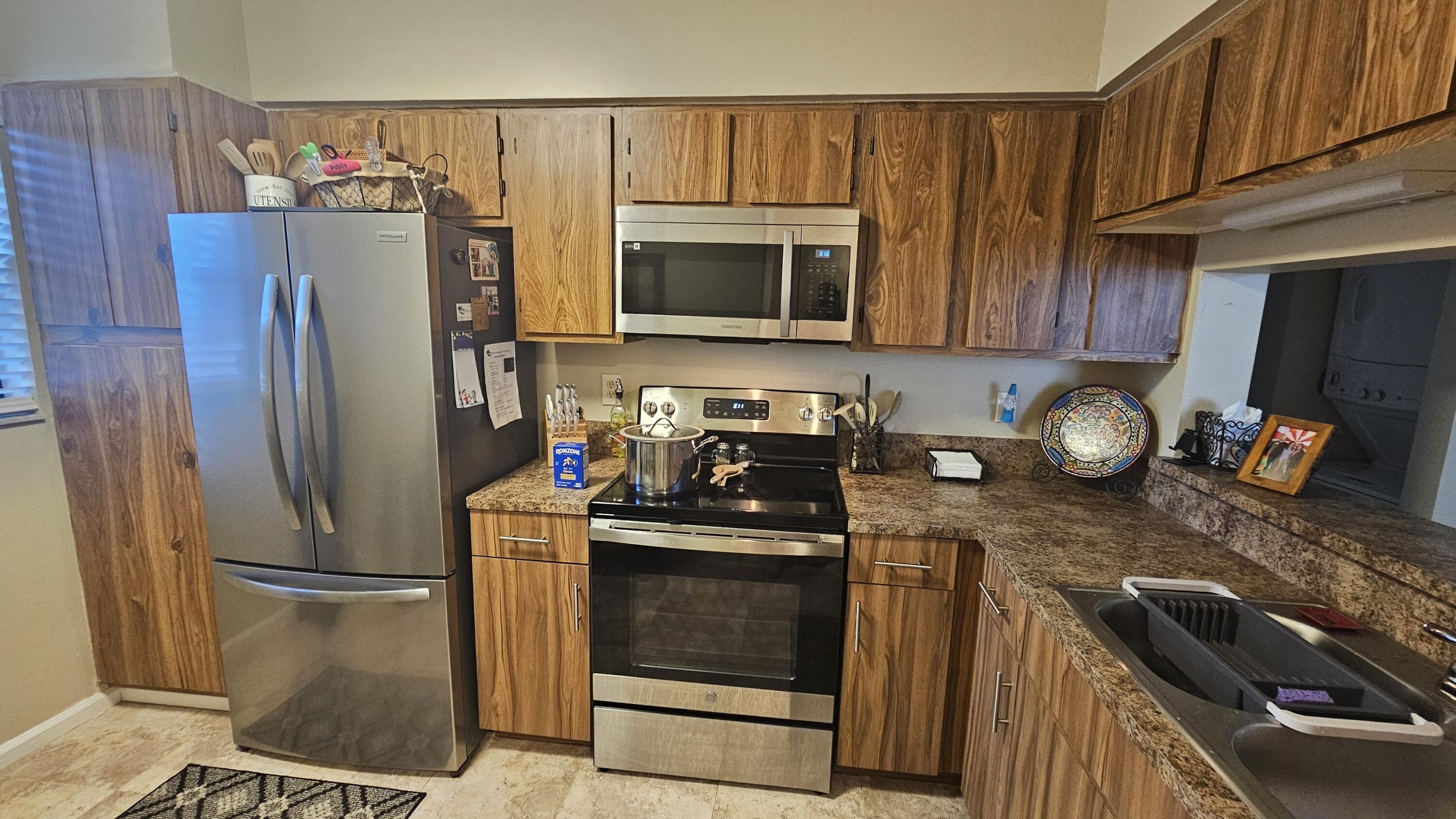 3119 Millwood Terrace, Unit 139 Boca Raton, FL 33431 - Photo 25 of 32 M139 KITCHEN 1