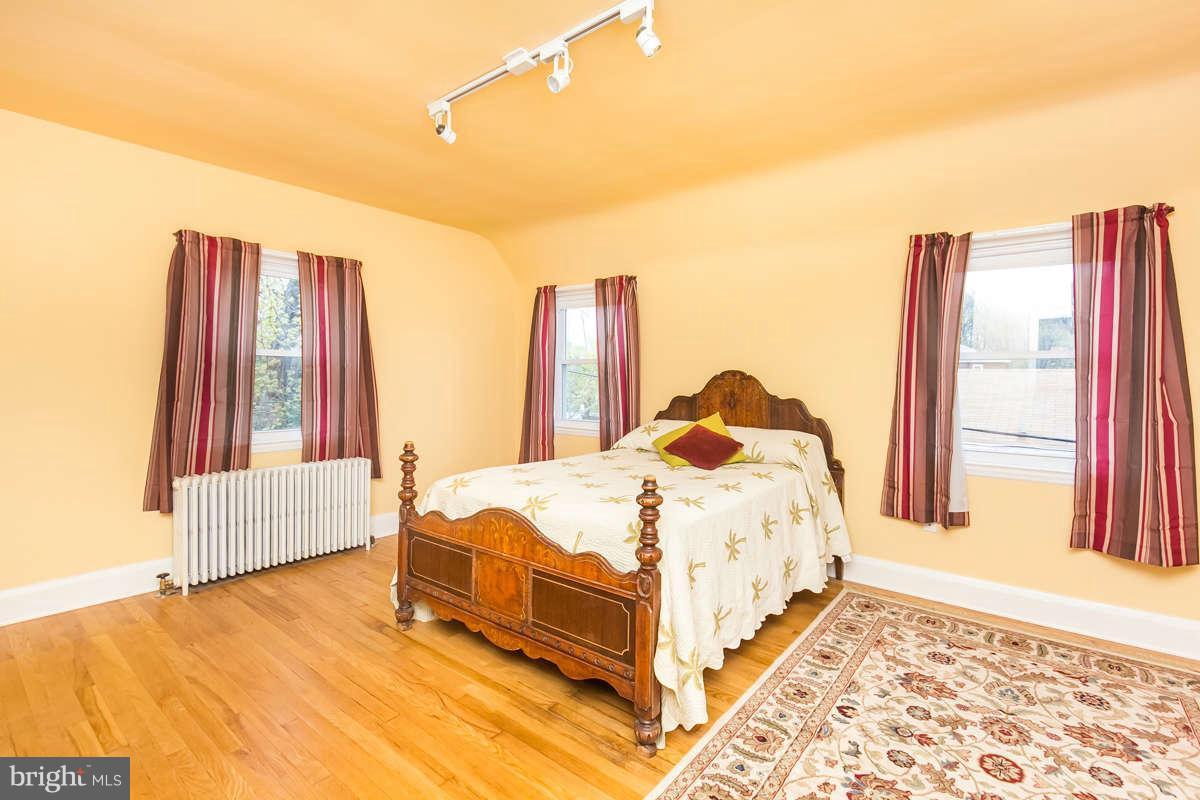 4431 Harcourt Road Baltimore, MD 21214 - Photo 14 of 30 Bedroom (Master)