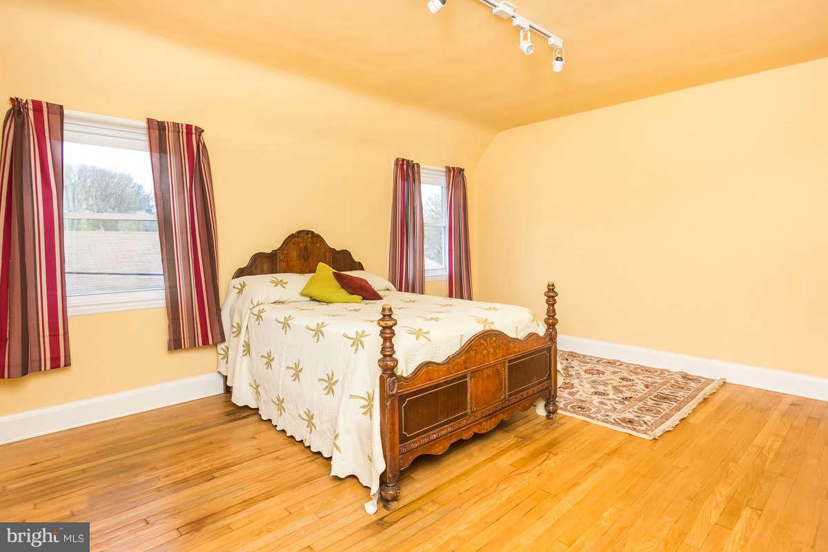 4431 Harcourt Road Baltimore, MD 21214 - Photo 15 of 30 Bedroom (Master)