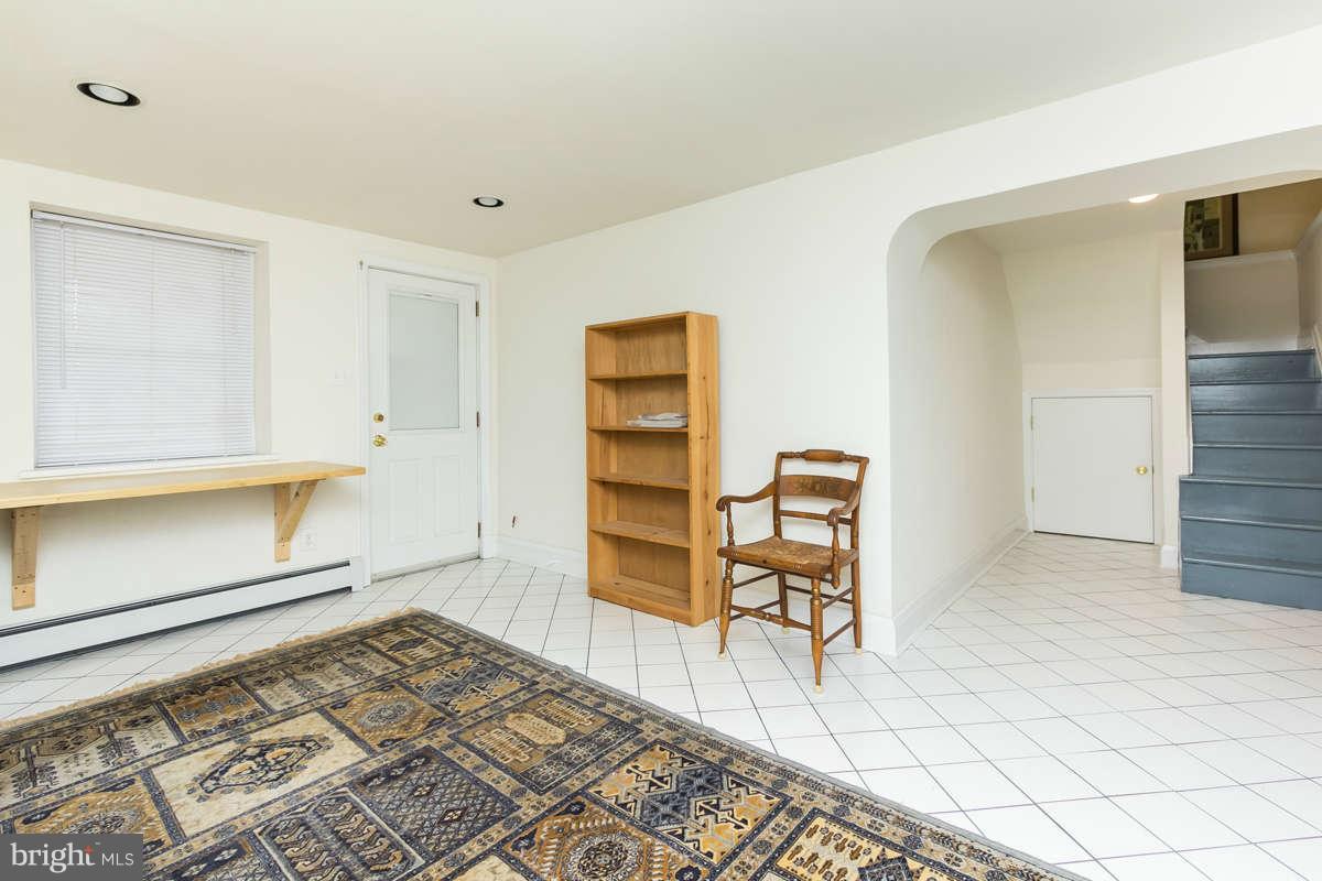 4431 Harcourt Road Baltimore, MD 21214 - Photo 24 of 30 Family Room