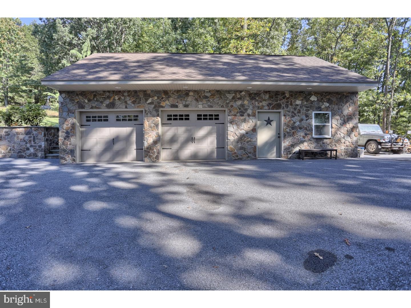 496 Wegman Road Reading, PA 19606 - Photo 23 of 25 Garage