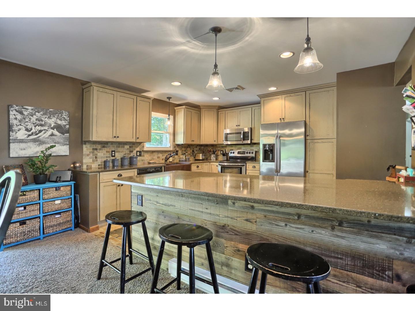 496 Wegman Road Reading, PA 19606 - Photo 5 of 25 Kitchen