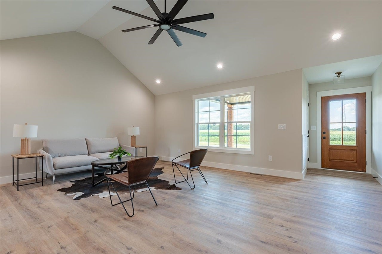 4945 Highland Lick Road Sharon Grove, KY 42280 - Photo 4 of 91
