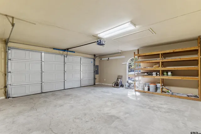 $229,000 | 1303 Blueridge Parkway, Longview, TX 75605