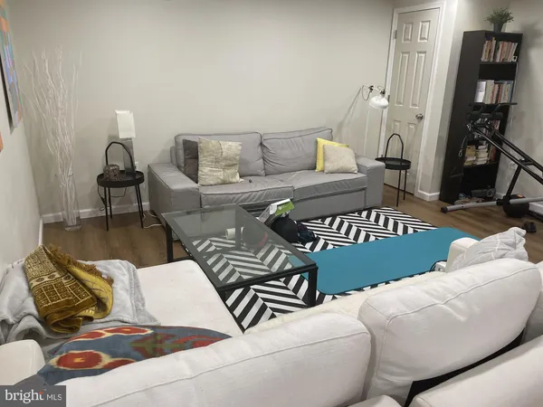 $2,800 | 5901 Middleton Lane, Temple Hills, MD 20748