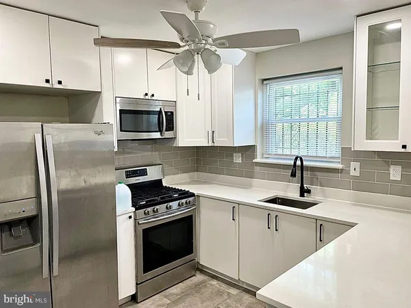 $2,800 | 5901 Middleton Lane, Temple Hills, MD 20748